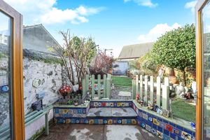 Rear garden - click for photo gallery